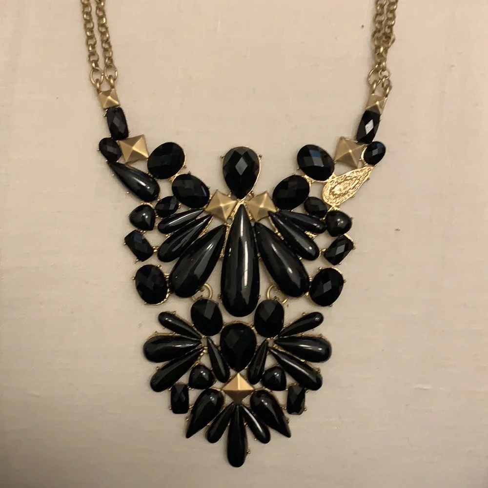 French connection necklace - Picture 3 of 6